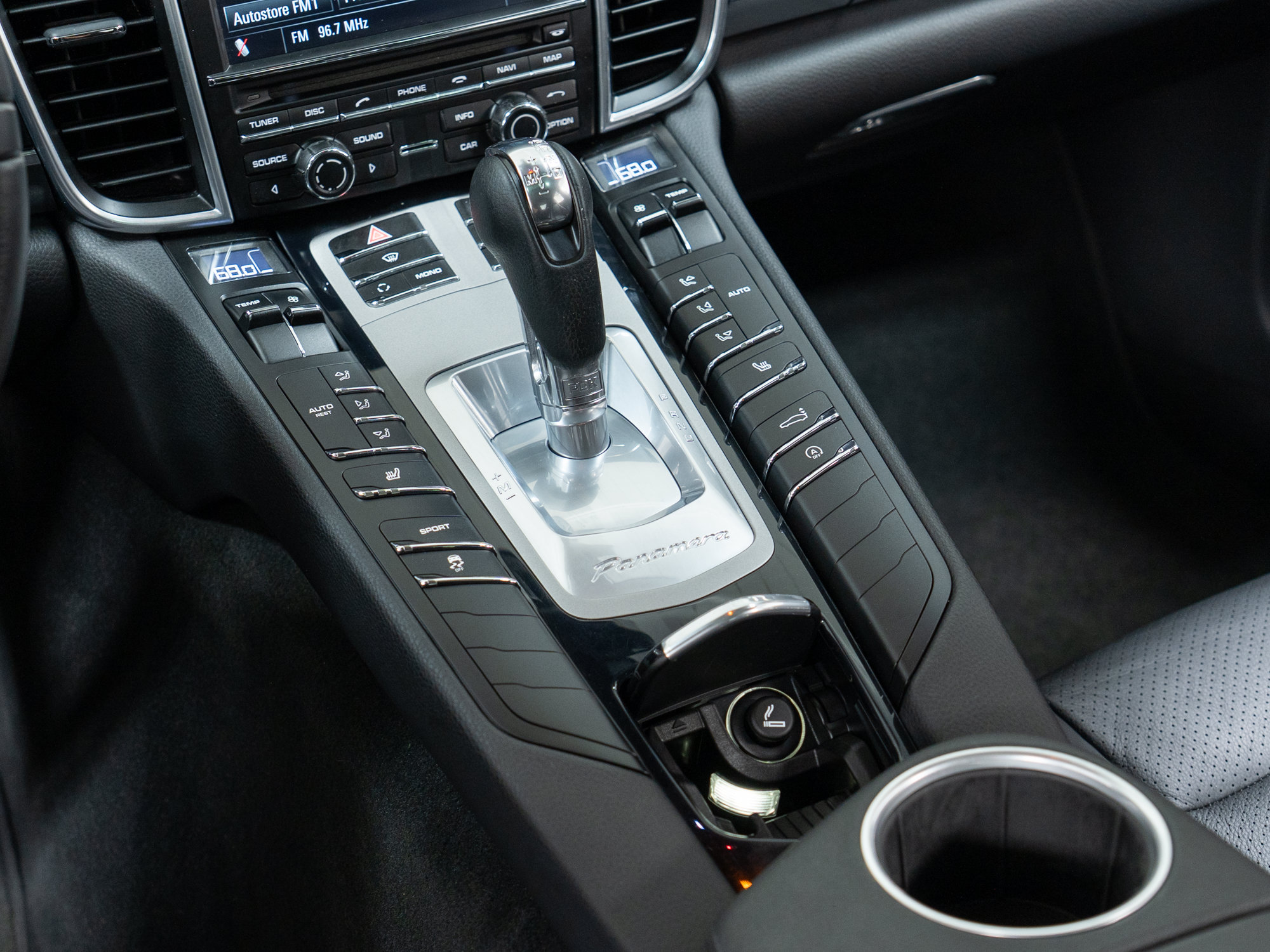 Used 2011 Porsche Panamera 4 AWD/4WD image 24