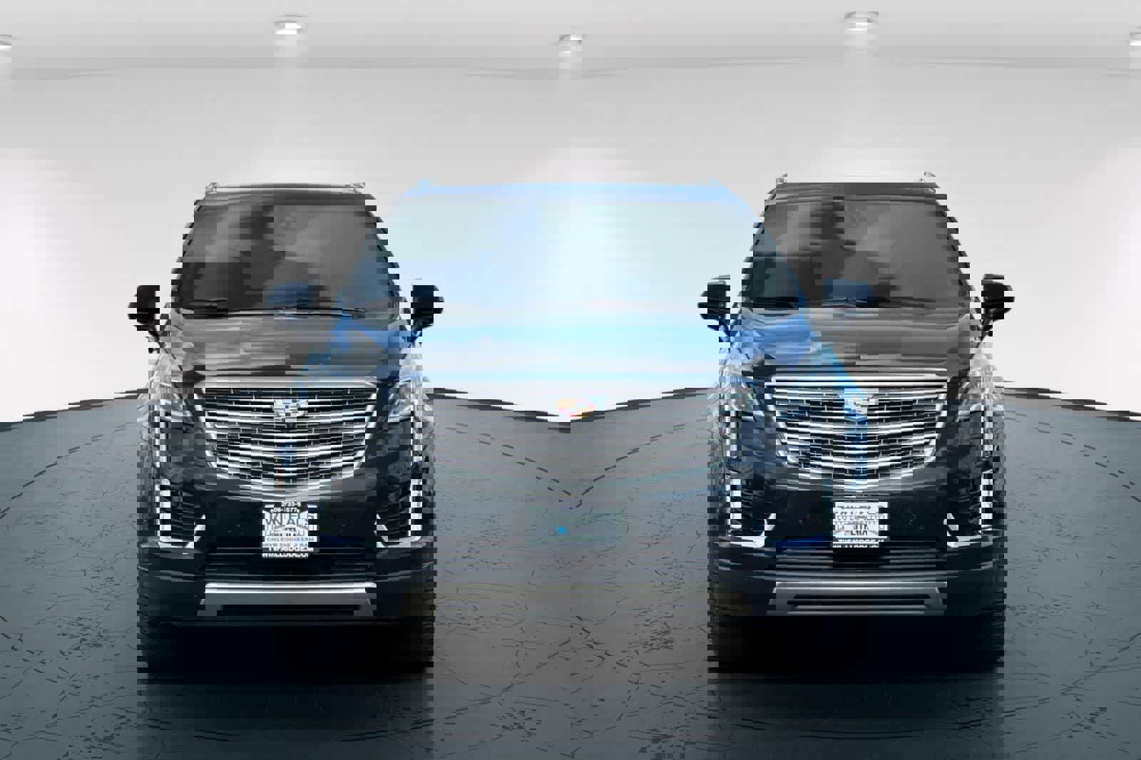 Used 2017 Cadillac XT5 Platinum AWD/4WD image 10