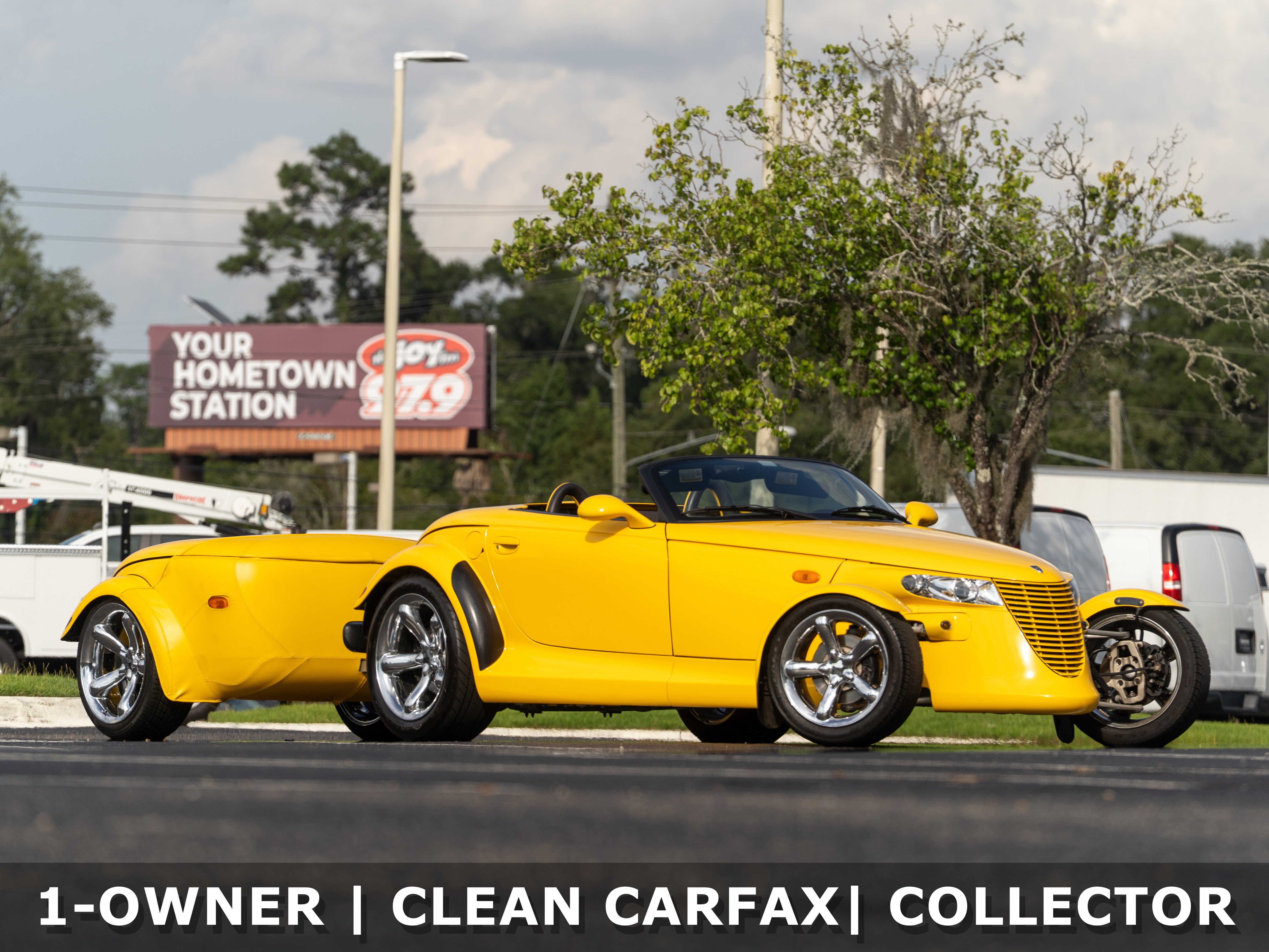 Used 2002 Chrysler Prowler RWD video 2
