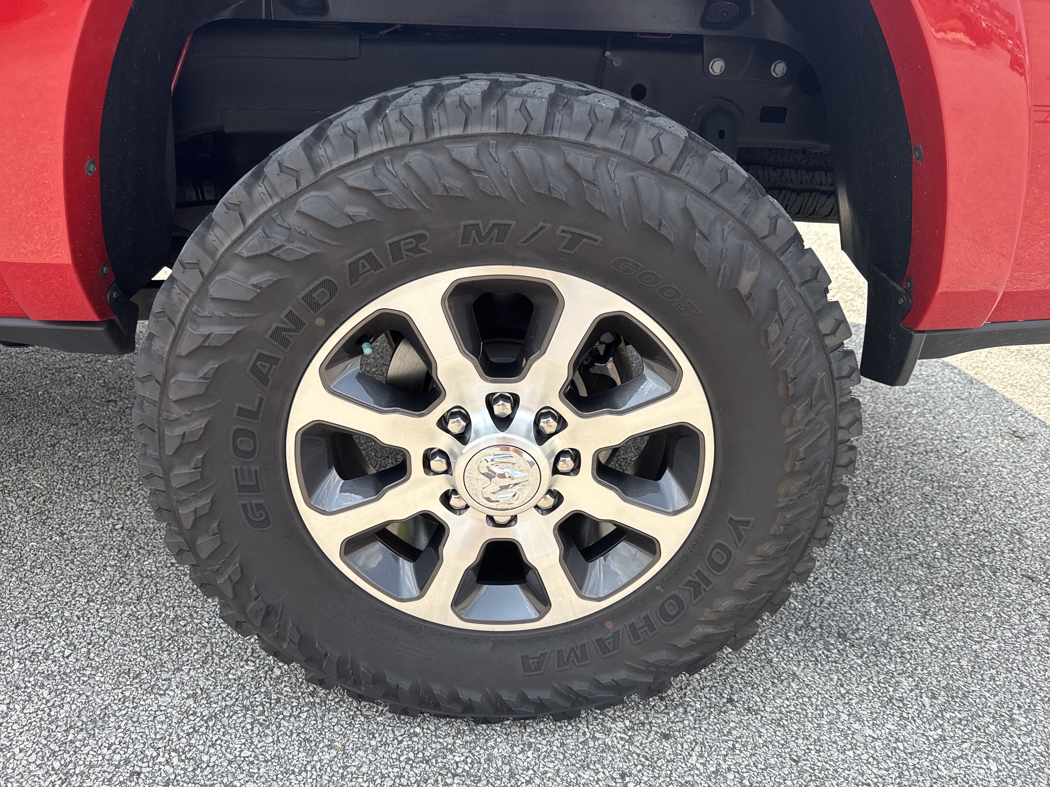 Used 2024 RAM 2500 Limited w/ Towing Technology Group AWD/4WD image 19