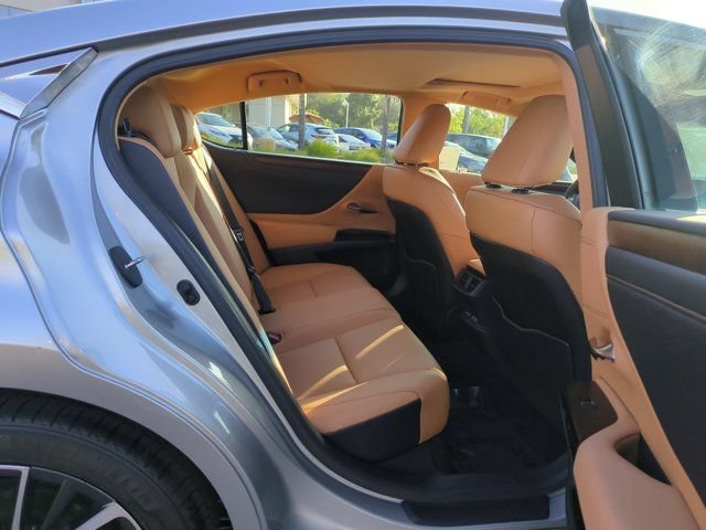 Used 2023 Lexus ES 350 w/ Premium Package FWD image 27