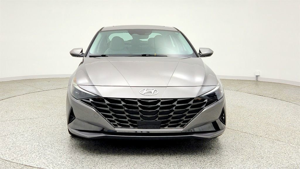 Used 2023 Hyundai Elantra Limited FWD image 2