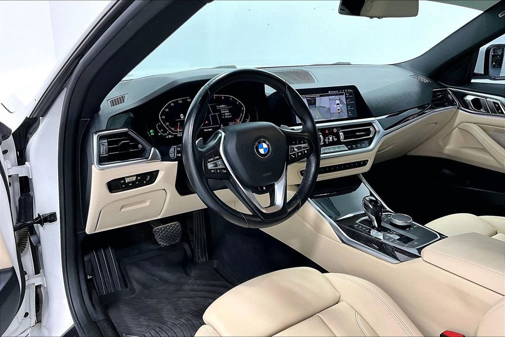 Used 2021 BMW 430i Coupe w/ Premium Package image 16