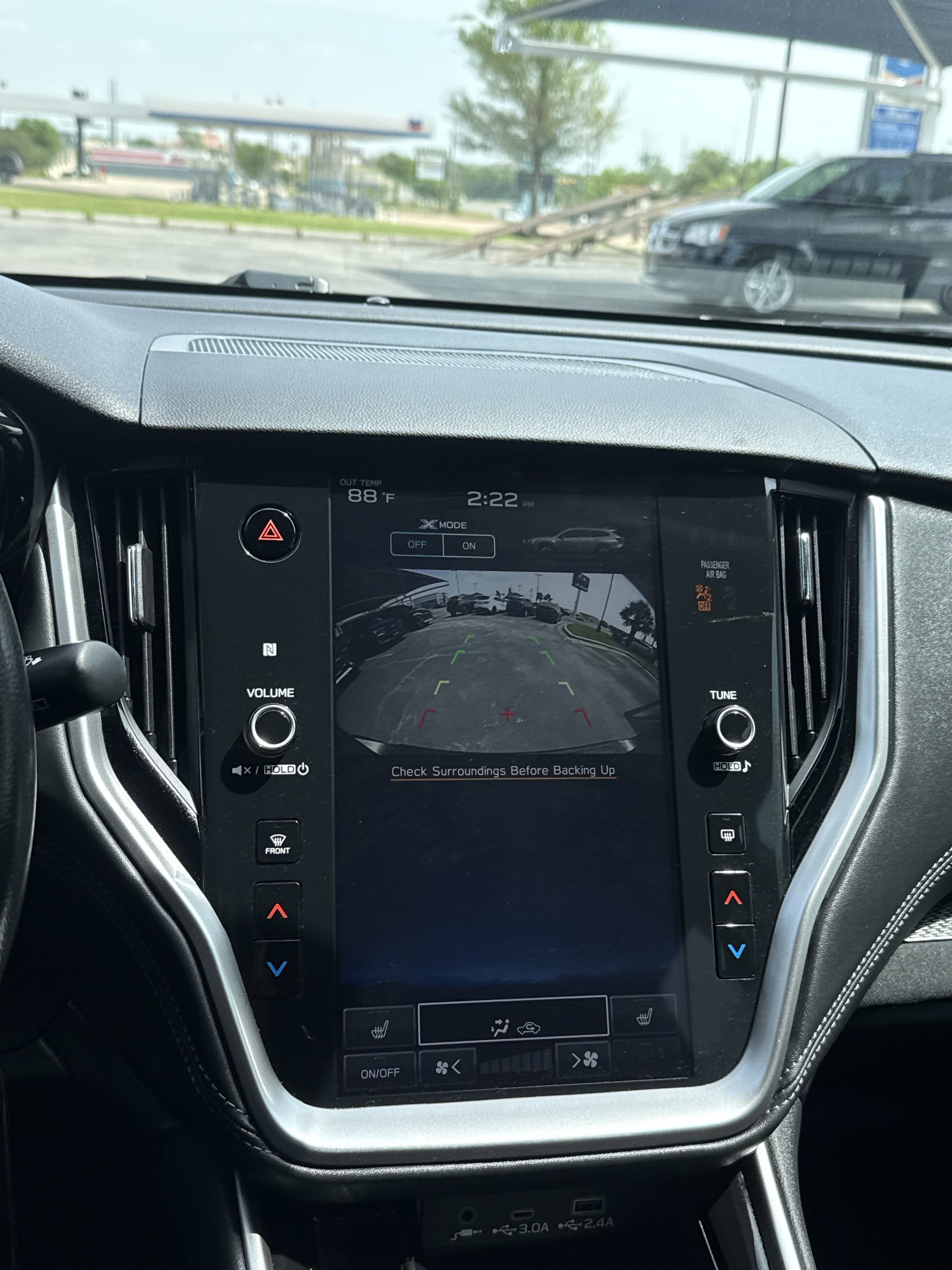 Used 2024 Subaru Outback Premium image 28