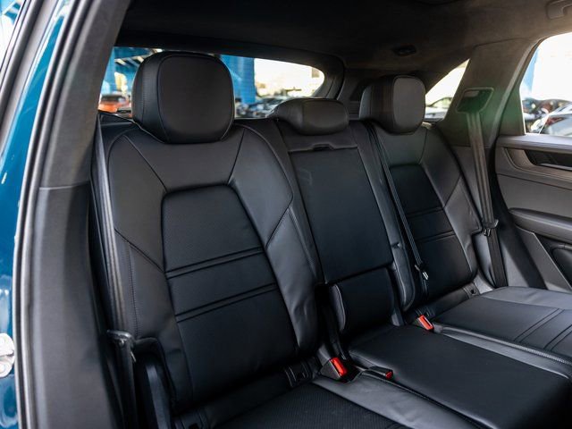 New 2026 Porsche Cayenne GTS image 50