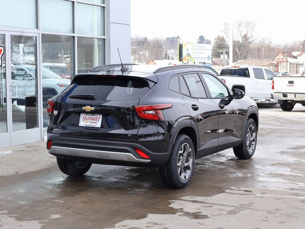New 2026 Chevrolet Trax LT w/ Driver Confidence Package image 3