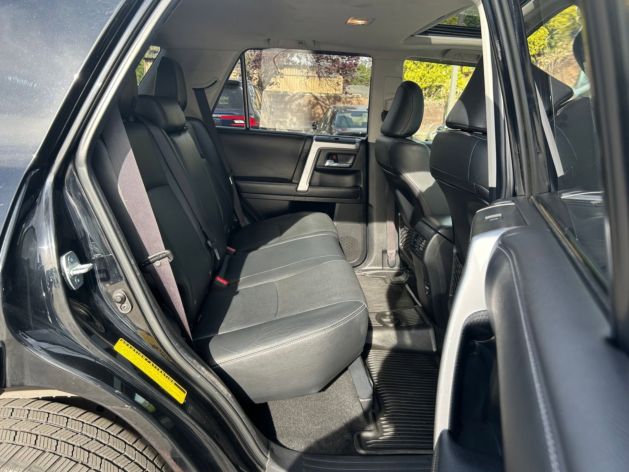 Used 2017 Toyota 4Runner Limited AWD/4WD image 27