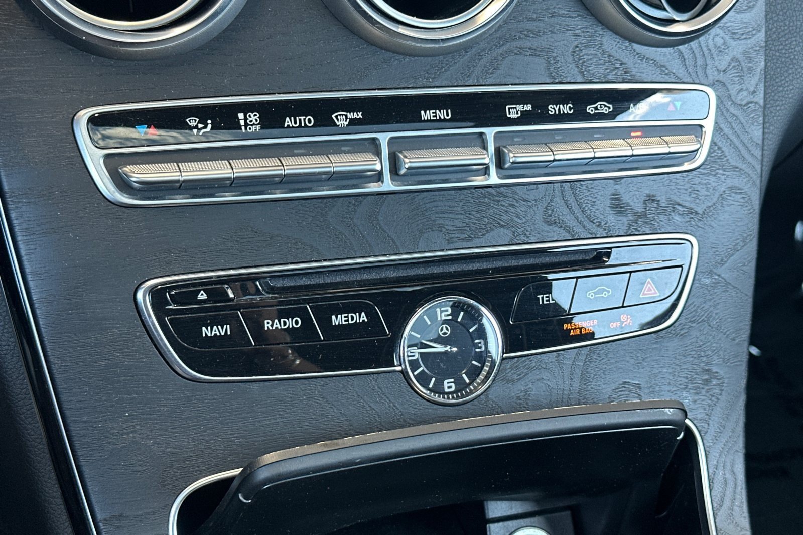 Used 2018 Mercedes-Benz C 300 Coupe w/ Premium Package image 18