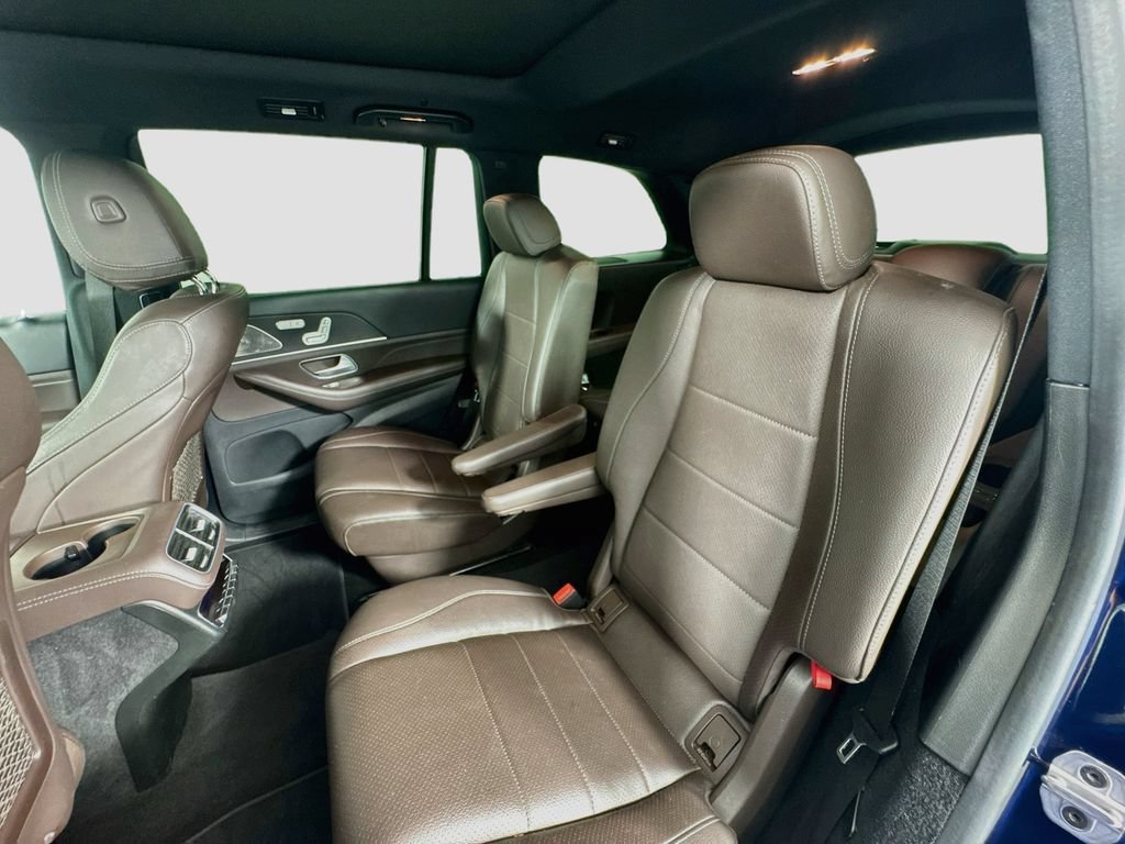 Used 2021 Mercedes-Benz GLS 450 4MATIC image 26