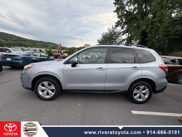 Used 2015 Subaru Forester 2.5i Premium w/ All-Weather Package AWD/4WD image 7