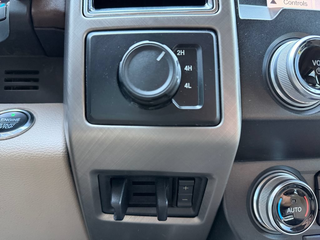 Used 2019 Ford F350 Limited AWD/4WD image 25