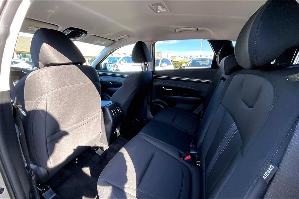 Certified 2024 Hyundai Tucson SEL FWD image 17