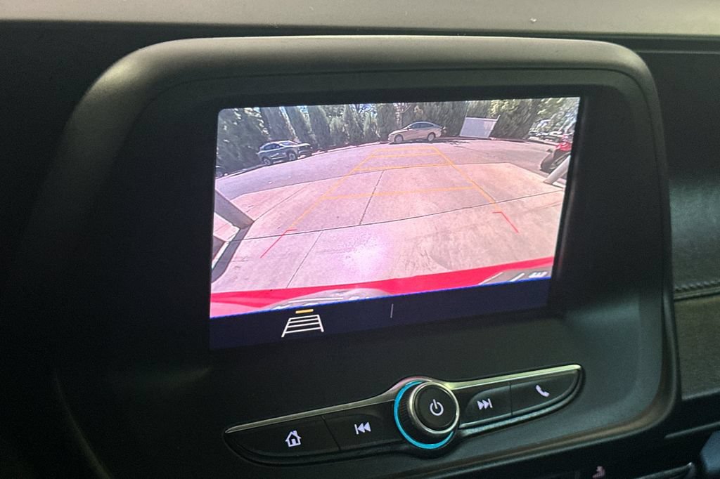 Used 2020 Chevrolet Camaro LT RWD image 18