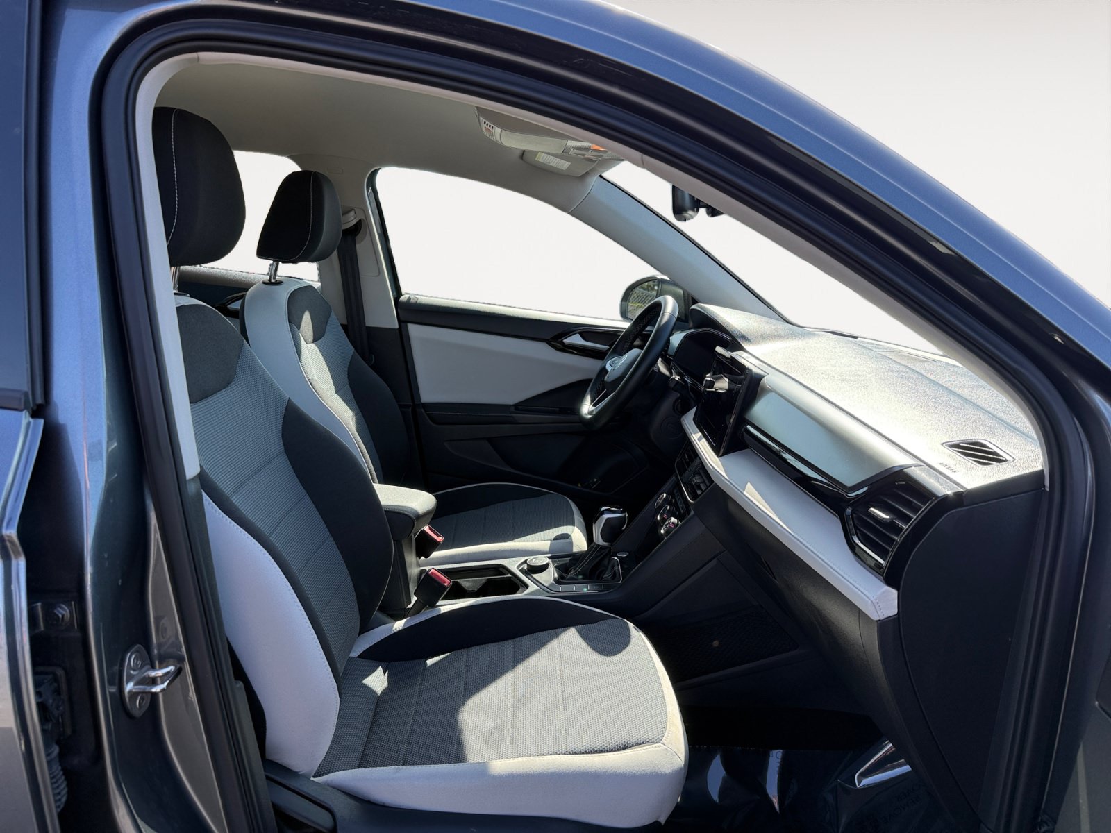 Certified 2025 Volkswagen Taos S AWD/4WD image 19
