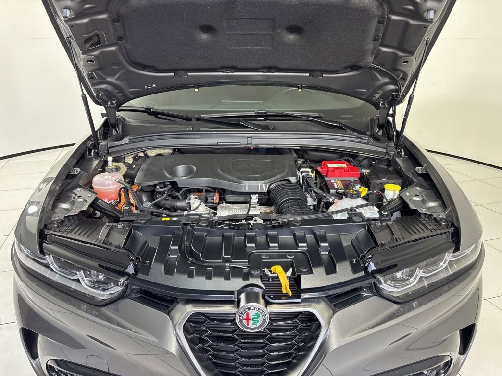 Used 2024 Alfa Romeo Tonale Ti image 11