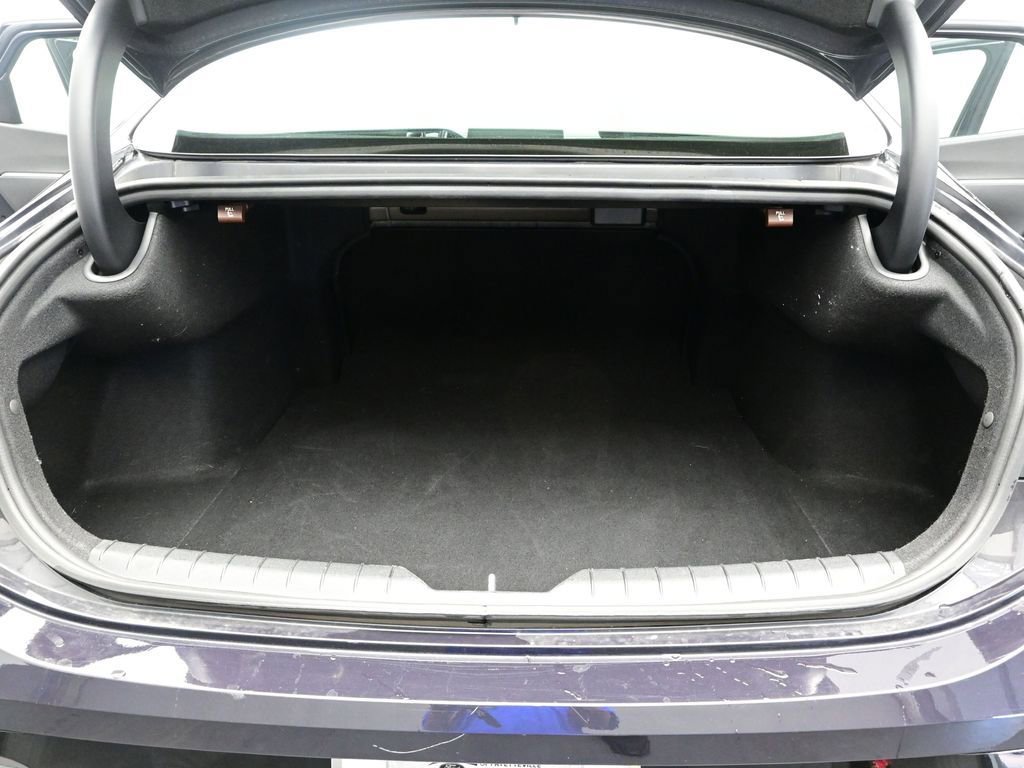 Used 2025 Hyundai Sonata SEL FWD image 11