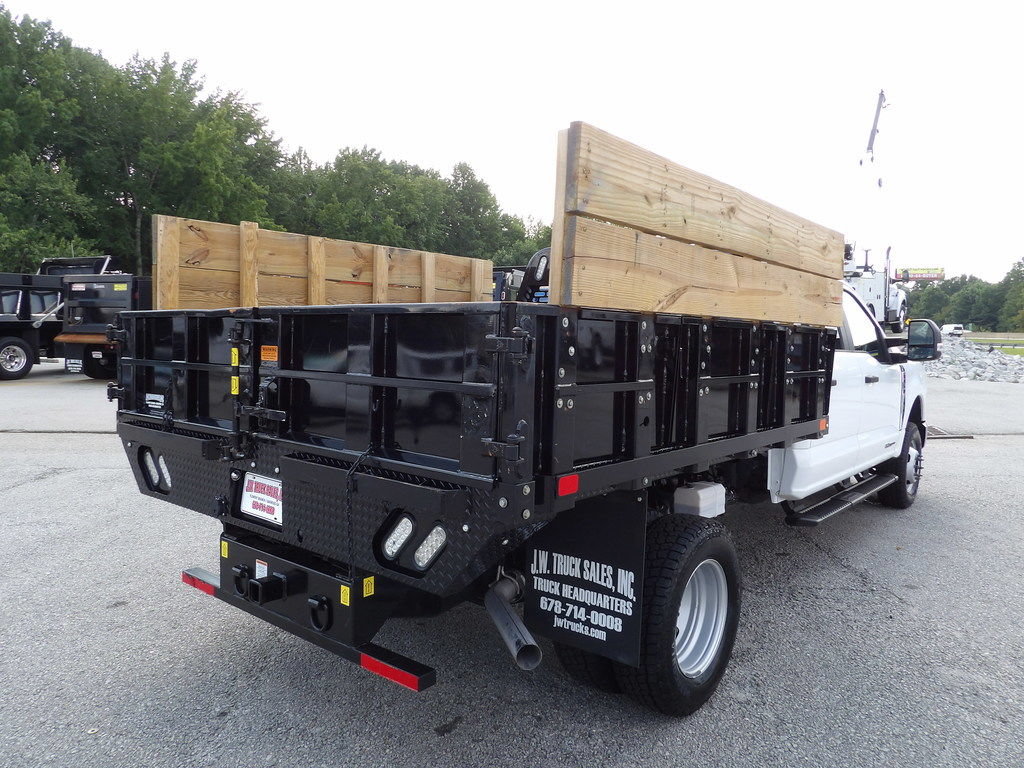 Used 2023 Ford F350 XL w/ Snow Plow Prep Package AWD/4WD image 19