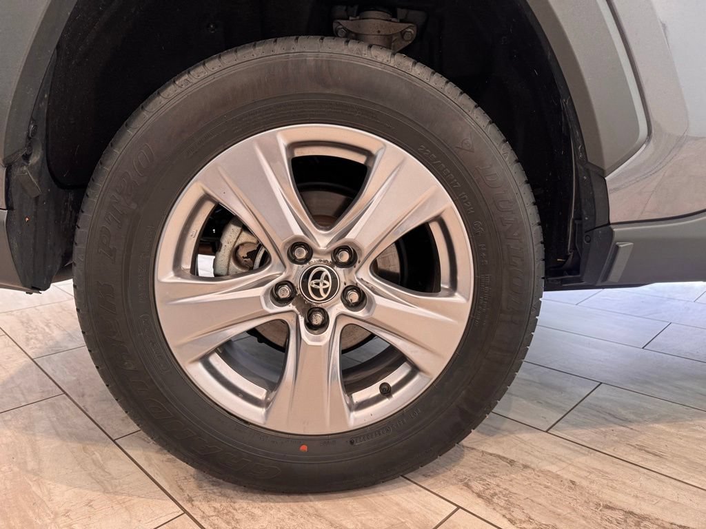 Used 2025 Toyota RAV4 XLE w/ Weather Package AWD/4WD image 24