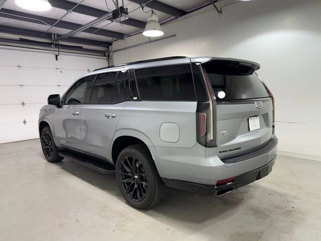 Used 2024 Cadillac Escalade Sport w/ LPO, ONYX Package image 4