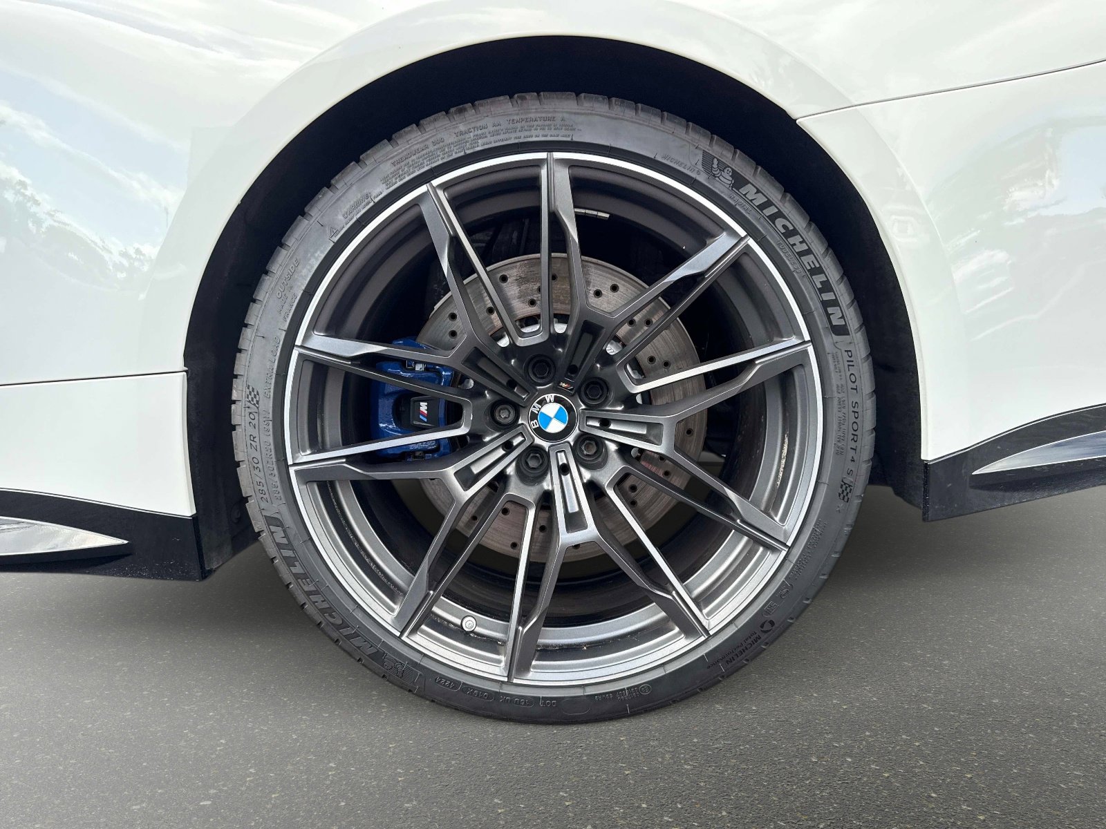 Used 2023 BMW M4 xDrive Competition image 17