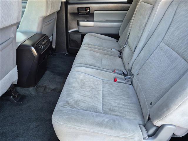 Used 2017 Toyota Sequoia SR5 AWD/4WD image 17