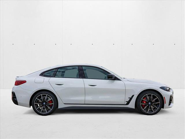 Used 2025 BMW 430i xDrive w/ M Sport Package image 4