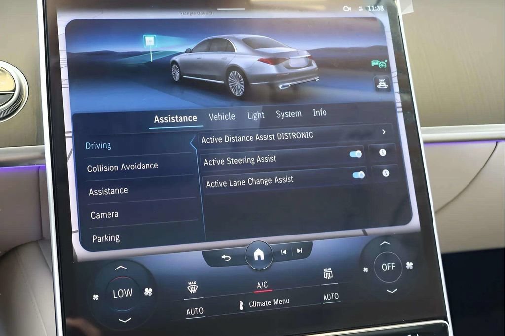 Used 2023 Mercedes-Benz S 580 4MATIC Sedan image 23