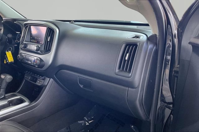 Used 2020 Chevrolet Colorado ZR2 w/ ZR2 Midnight Special Edition AWD/4WD image 18
