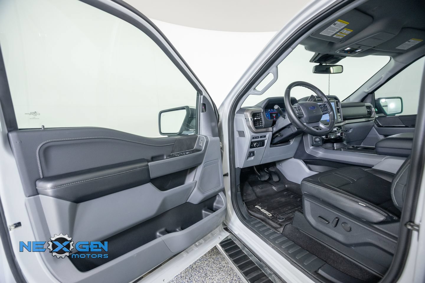 Used 2024 Ford F150 XLT w/ Equipment Group 302A MID AWD/4WD image 9