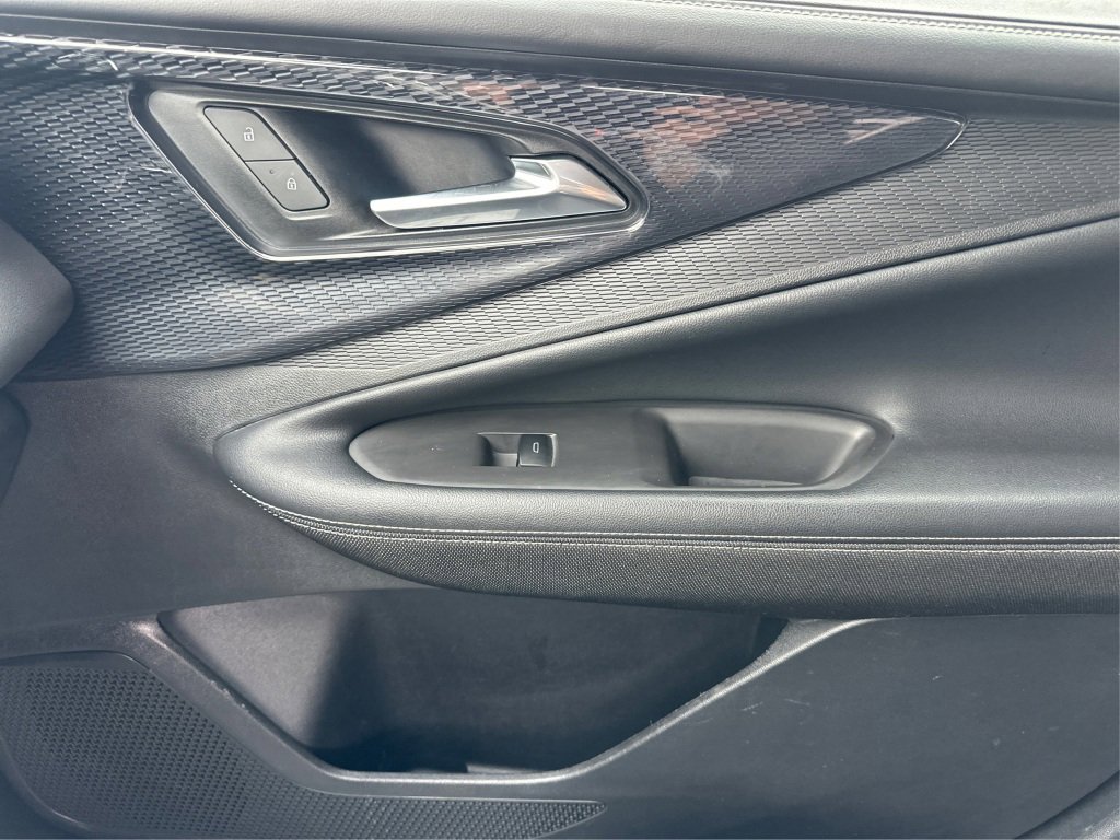 Used 2025 Chevrolet Blazer EV LT image 29