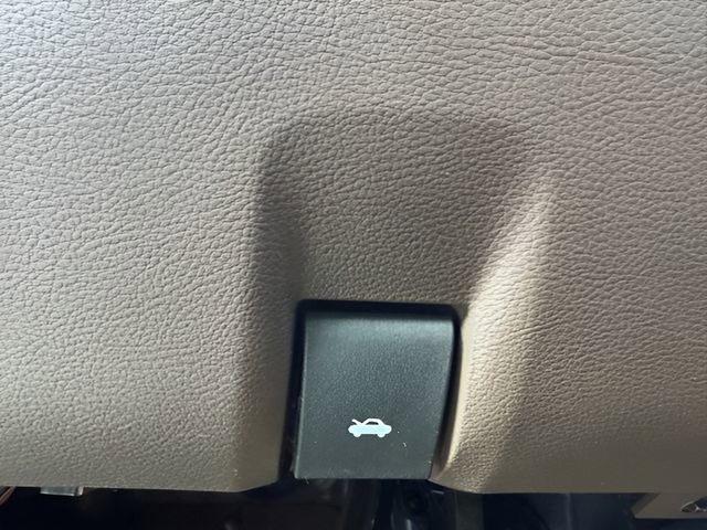 Used 2025 RAM 1500 Limited image 52