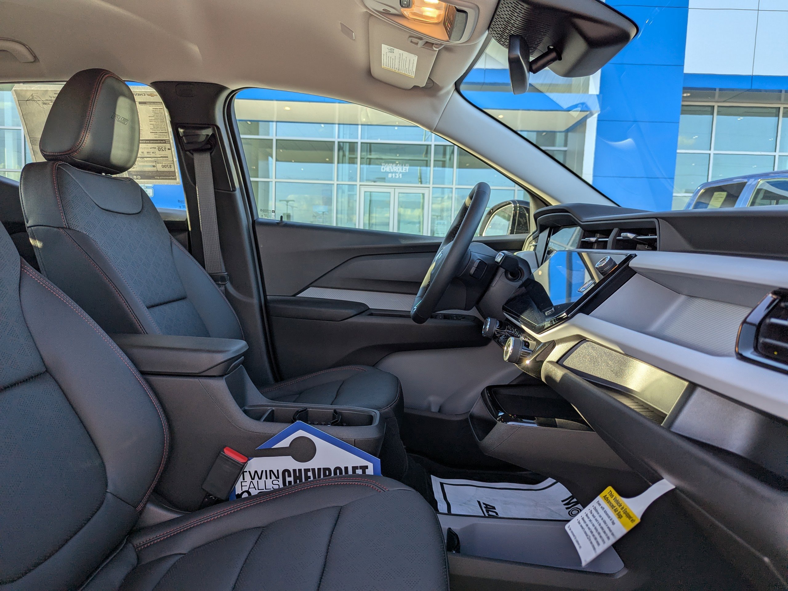 New 2027 Chevrolet Bolt RS FWD image 32