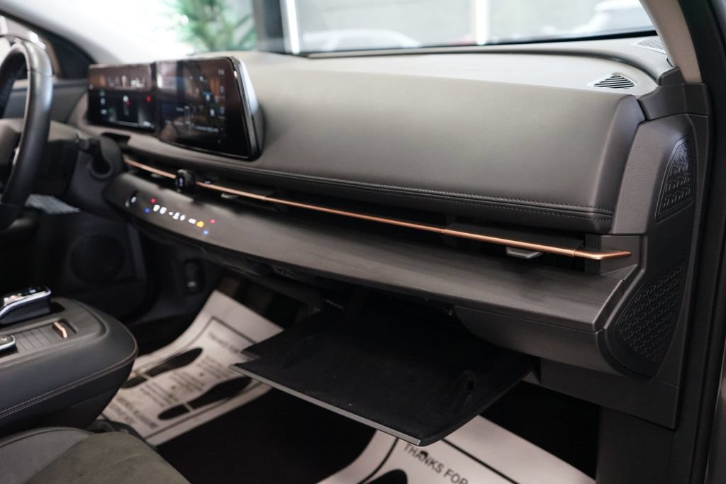Used 2023 Nissan Ariya FWD image 46