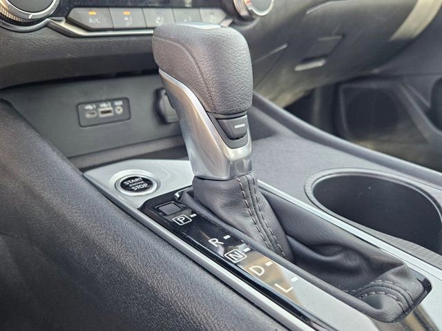 Used 2025 Nissan Altima 2.5 SV image 19