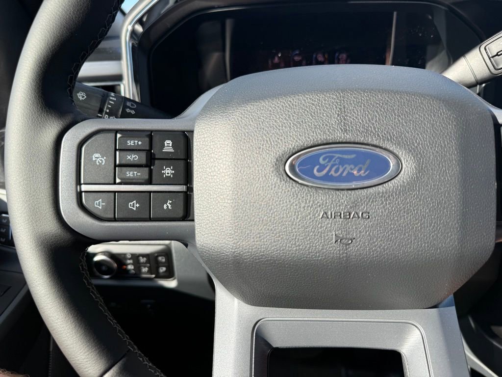 New 2026 Ford F350 Lariat w/ Black Appearance Package image 26