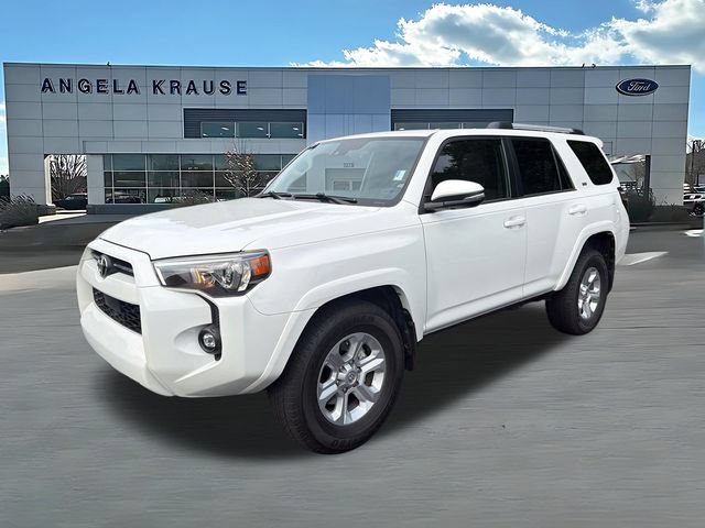 Used 2022 Toyota 4Runner SR5 Premium w/ Moonroof Package RWD image 3