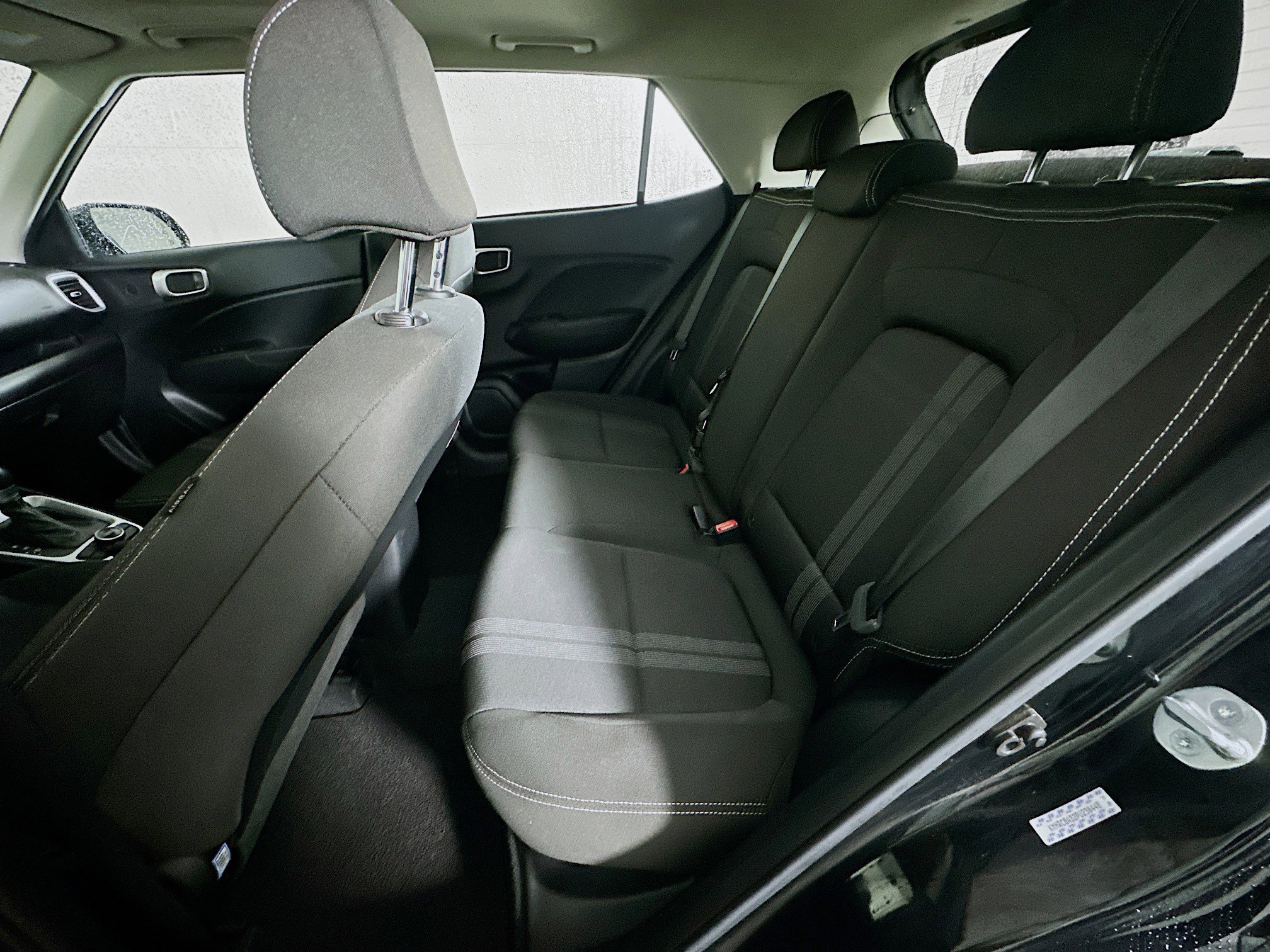 Used 2023 Hyundai Venue SEL image 25