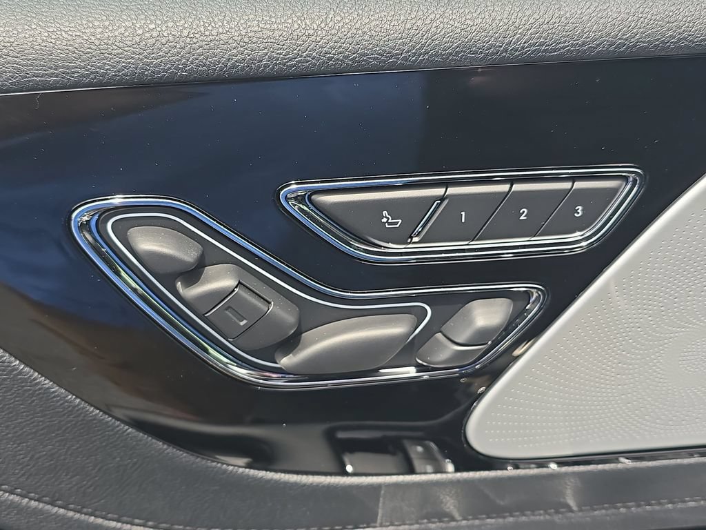 Used 2025 Lincoln Aviator Reserve w/ Equipment Group 201A AWD/4WD image 18