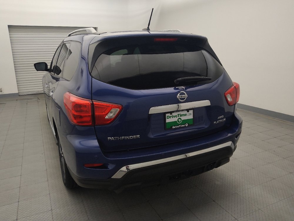 Used 2017 Nissan Pathfinder Platinum image 6