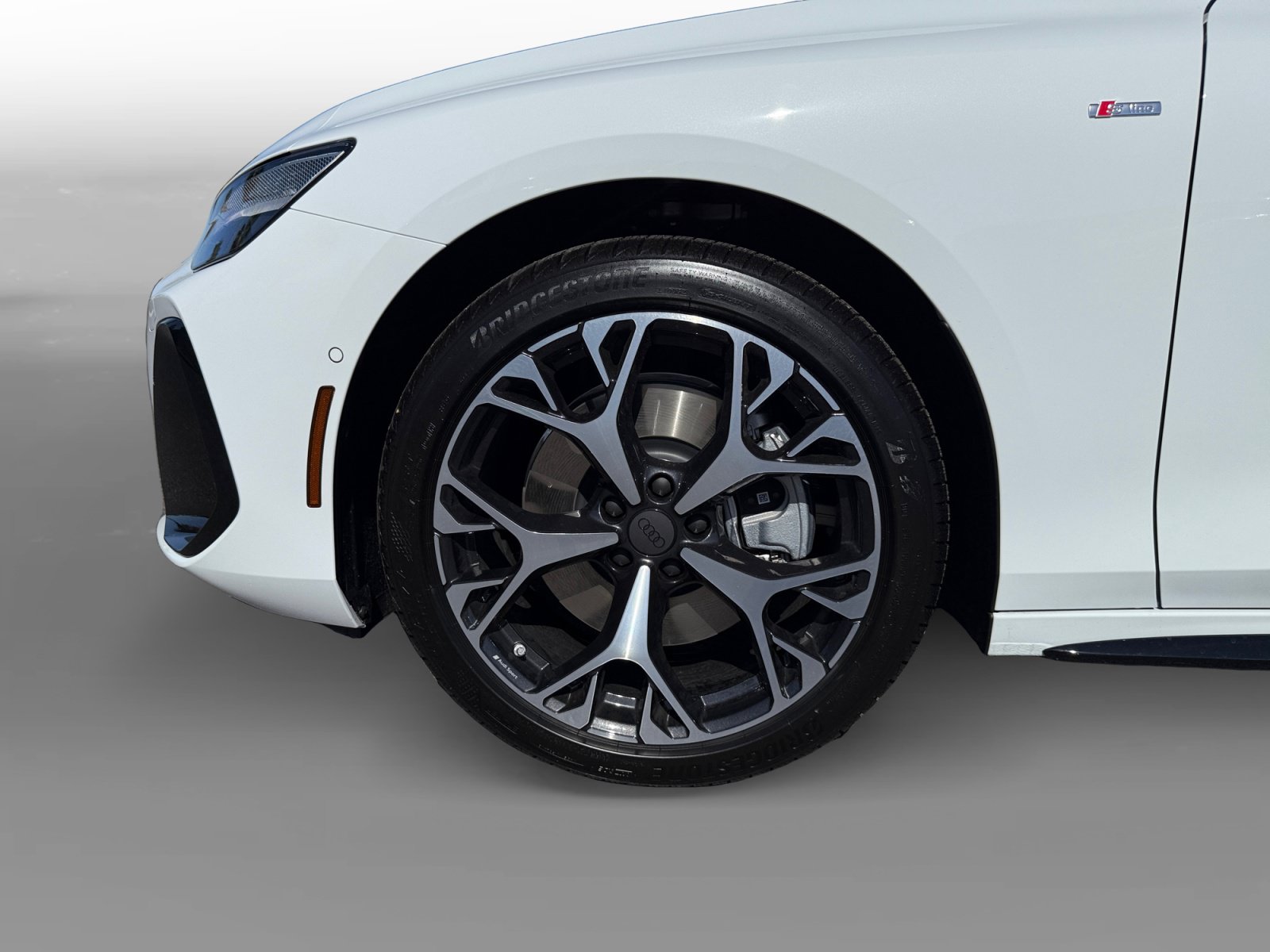 New 2026 Audi A6 Premium Plus AWD/4WD image 9