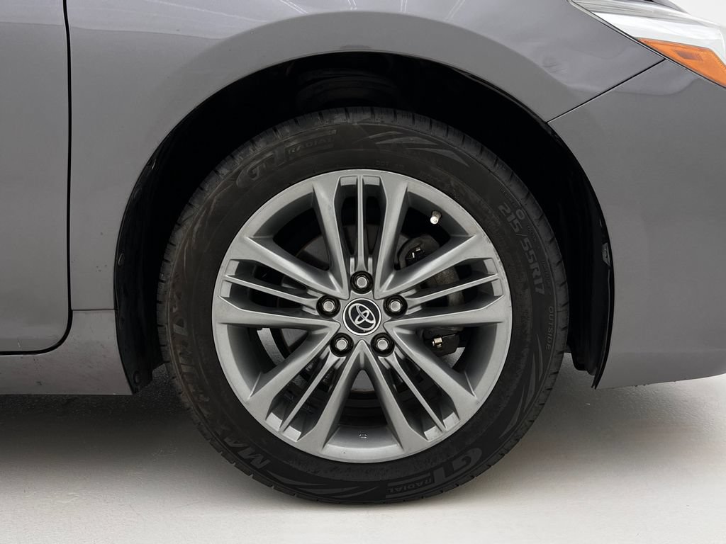 Used 2016 Toyota Camry SE FWD image 28