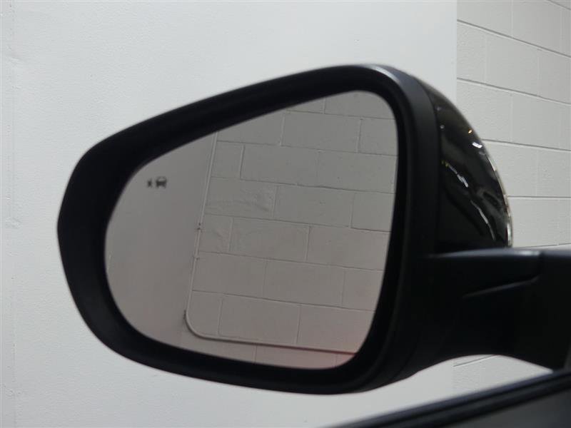 Used 2021 Chevrolet TrailBlazer LT w/ Convenience Package image 14