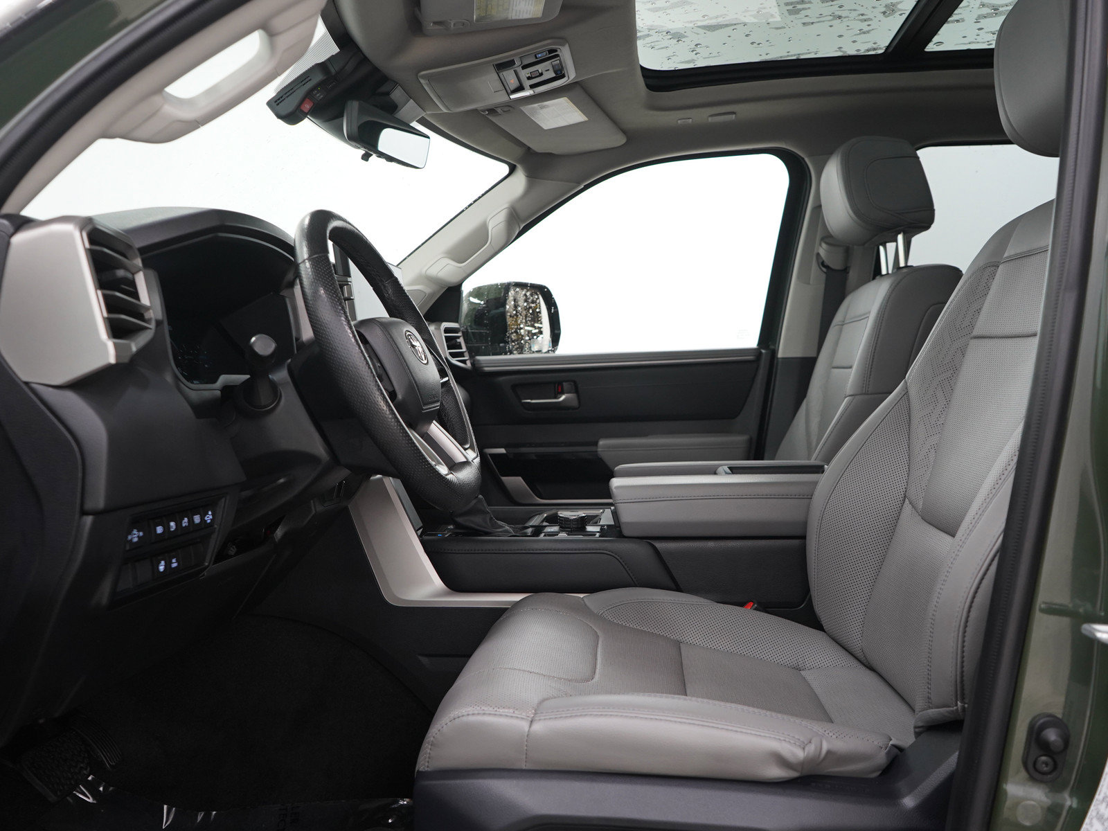 Used 2023 Toyota Tundra Limited AWD/4WD image 26