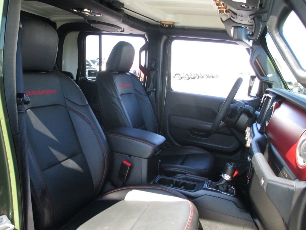 Used 2023 Jeep Gladiator Rubicon w/ Cold Weather Group AWD/4WD image 20