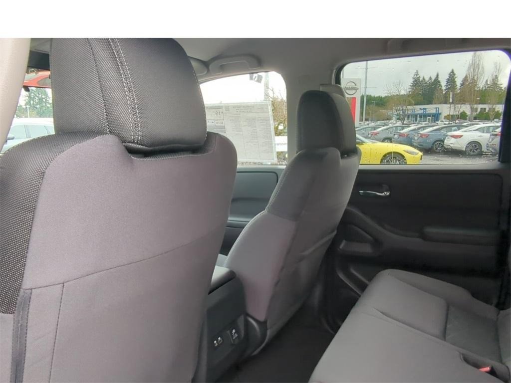 New 2025 Nissan Frontier SV w/ SV Convenience Package image 18