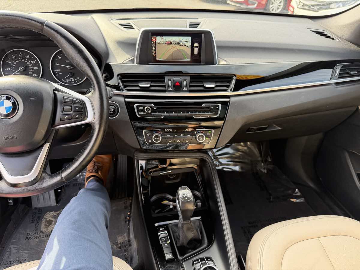 Used 2016 BMW X1 xDrive28i AWD/4WD image 8