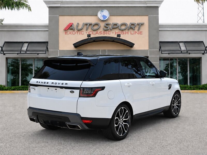 Used 2020 Land Rover Range Rover Sport SE AWD/4WD image 4