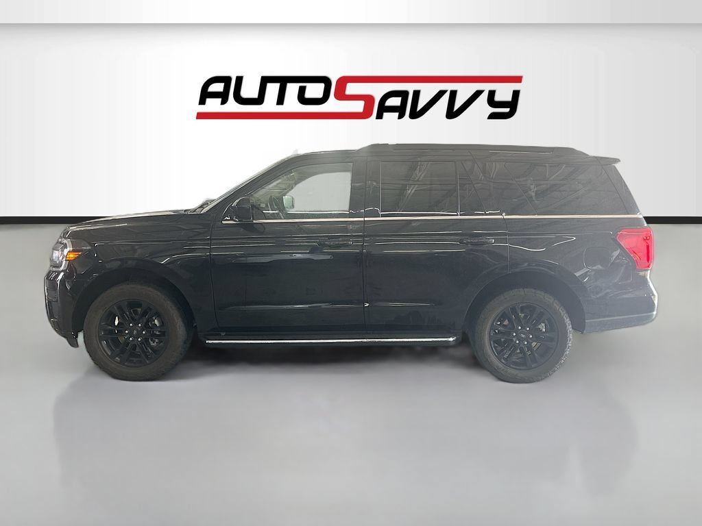 Used 2023 Ford Expedition XLT AWD/4WD image 4