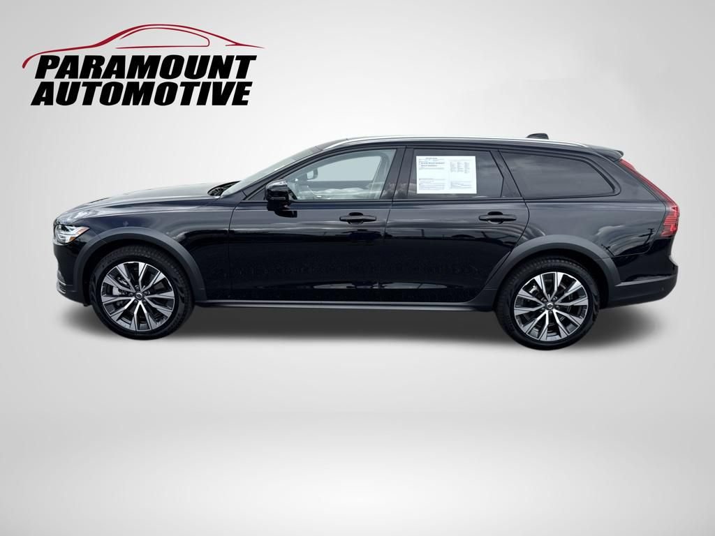 Used 2025 Volvo V90 B6 Cross Country Plus AWD/4WD image 4