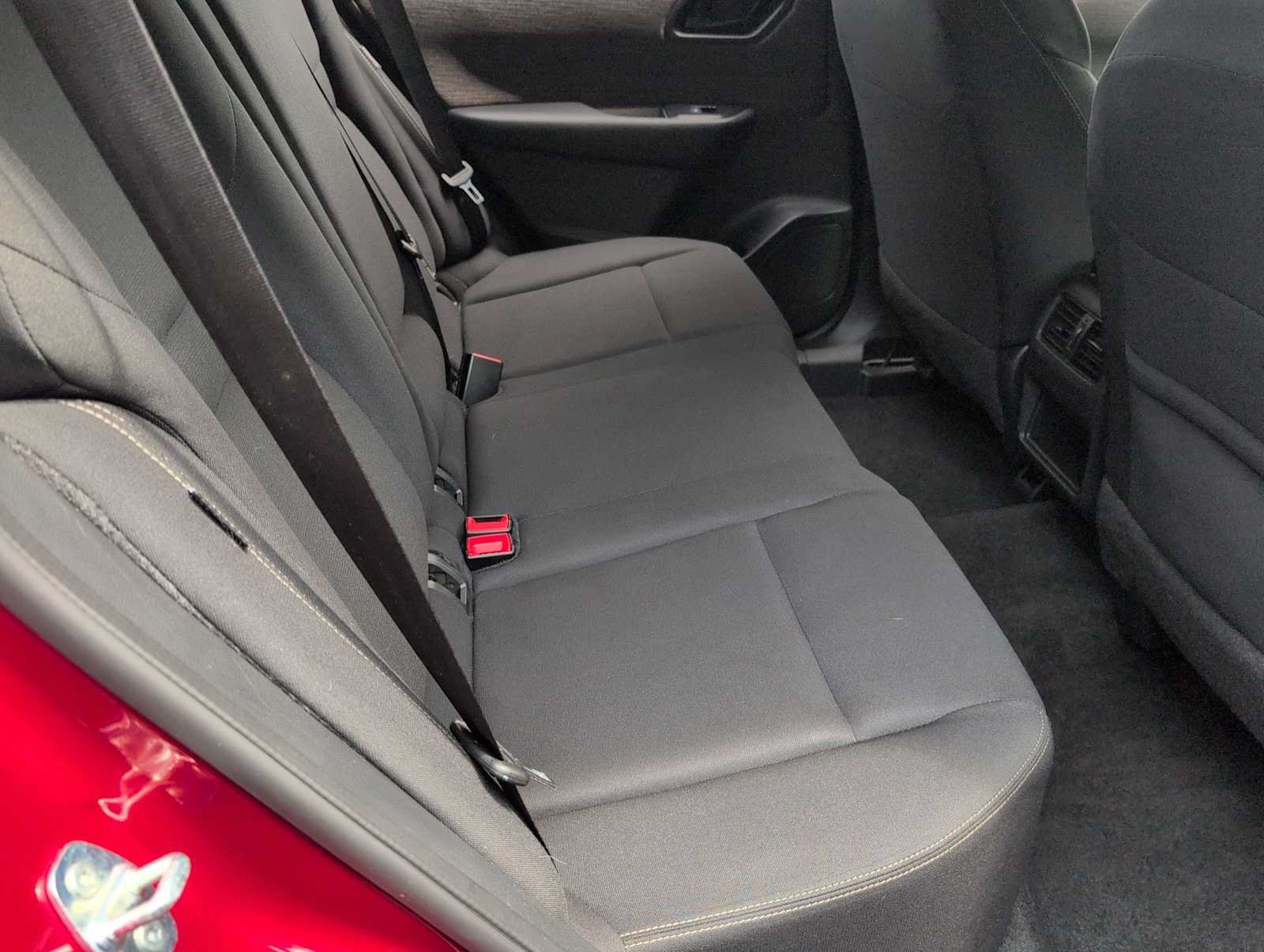 Used 2023 Nissan Rogue S AWD/4WD image 19